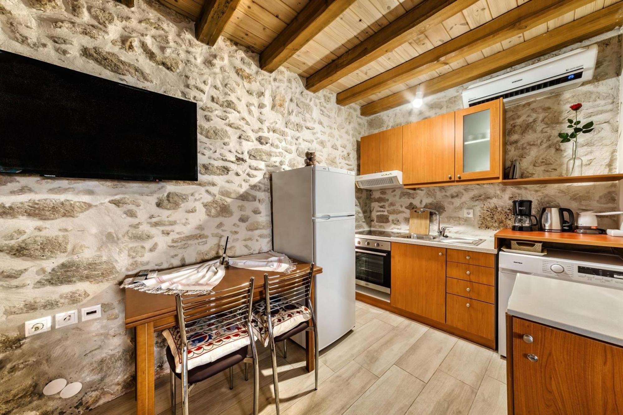Guest House Aphrodite Kato Archanes Екстер'єр фото